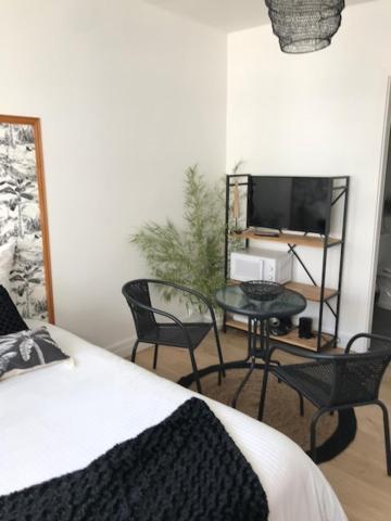 Appartements Pyrenees-Barthou ポー エクステリア 写真